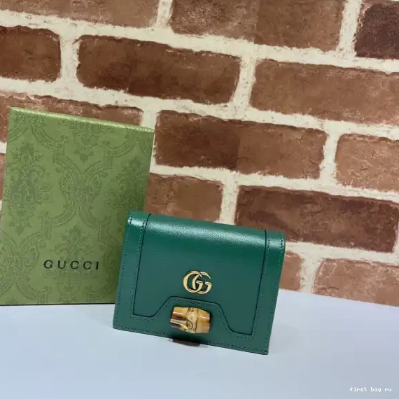 First bag ru wallet card Gucci case Diana 0701